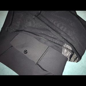 Black lululemon leggings